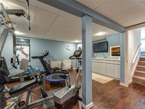 3 Hunter Court, Dix Hills NY 11746