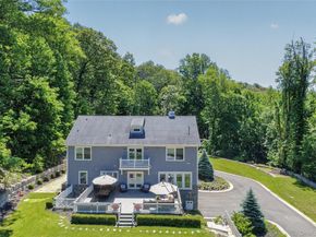 261 Harbor Road, Cold Spring Harbor NY 11724
