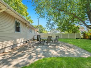 34 Windus Drive, Shirley NY 11967