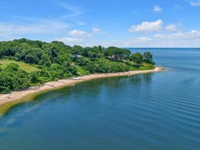 17 Forest Drive, Sands Point NY 11050
