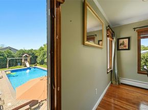 11 Rockrose Lane, East Northport NY 11731