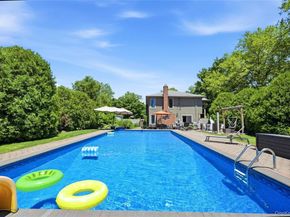 11 Rockrose Lane, East Northport NY 11731