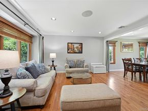 11 Rockrose Lane, East Northport NY 11731