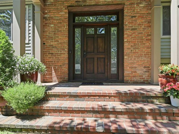 11 Rockrose Lane, East Northport NY 11731