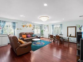 24 Holly Lane, Jericho NY 11753