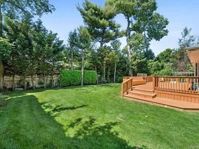 24 Holly Lane, Jericho NY 11753