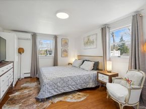 94 E Bay Avenue, Hampton Bays NY 11946
