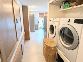 35 E Jackson Avenue E, Babylon NY 11702