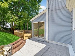 15 Desmond Avenue, Bronxville NY 10708