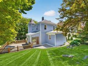 15 Desmond Avenue, Bronxville NY 10708