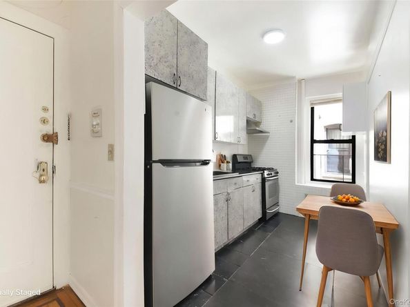 1802 Ocean Parkway D18, Brooklyn NY 11223