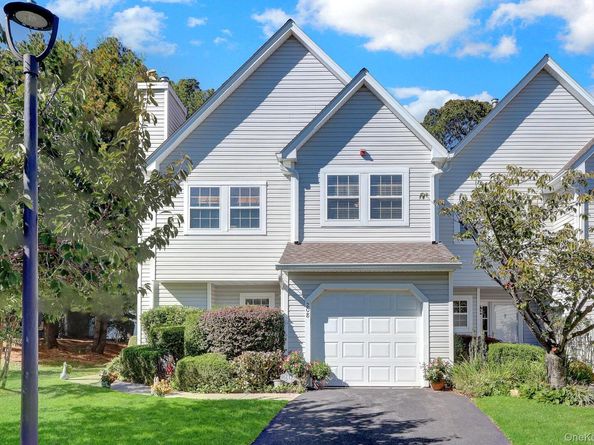 208 Erik Drive, East Setauket NY 11733