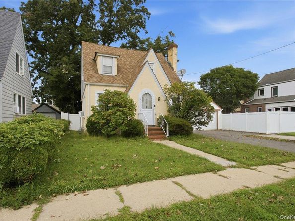 179 Crowell Street, Hempstead NY 11550