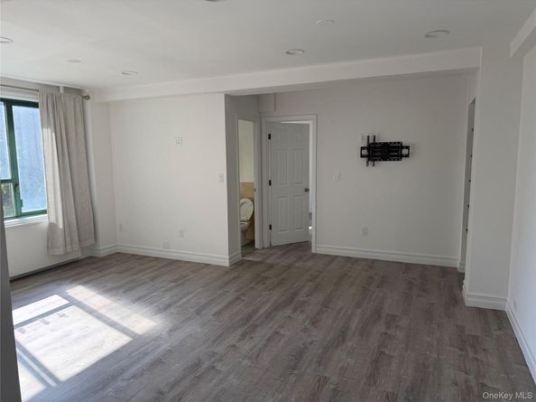 1514 Metropolitan Avenue 6E, Bronx NY 10462