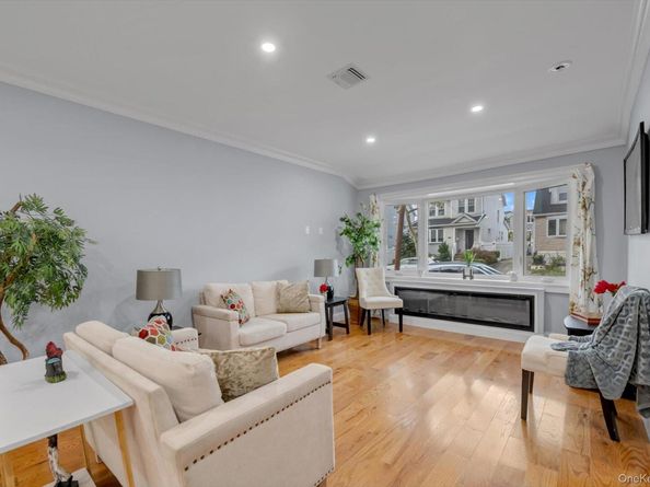 14626 20th Road, Whitestone NY 11357