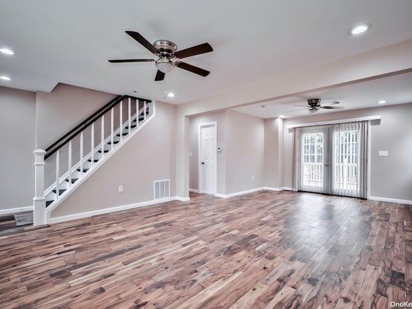 6 George Avenue, Hicksville NY 11801