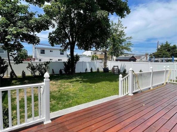 6 George Avenue, Hicksville NY 11801