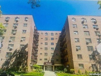 87-40 Francis Lewis Blvd