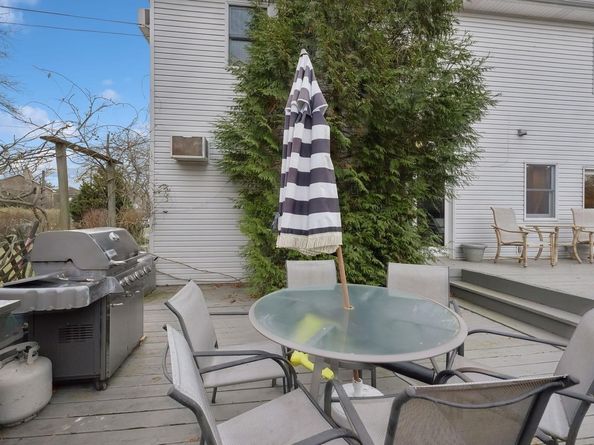 32 Harvard Avenue, Hewlett NY 11557