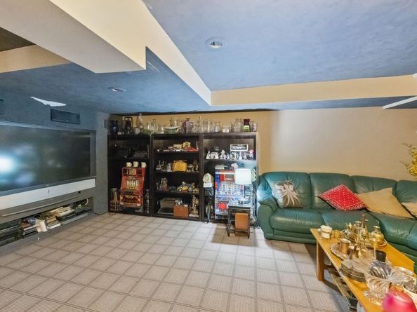 32 Harvard Avenue, Hewlett NY 11557