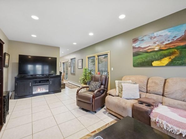 32 Harvard Avenue, Hewlett NY 11557