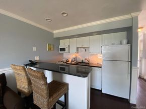 727 Old Montauk Highway 224, Montauk NY 11954
