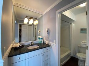 727 Old Montauk Highway 224, Montauk NY 11954