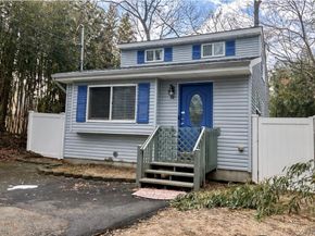 10 Rutland Road, Mastic NY 11950