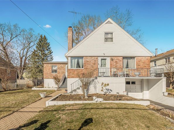 233 Clunie Avenue, Yonkers NY 10703