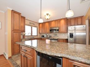265 N Syracuse Avenue, Massapequa NY 11758