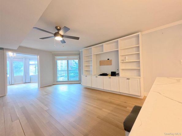 10 Stewart Pl 2GE, White Plains NY 10603