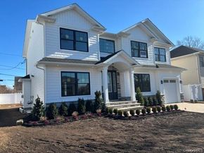 348 Fairway Drive, Franklin Square NY 11010