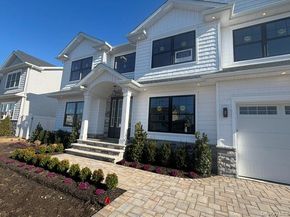 348 Fairway Drive, Franklin Square NY 11010