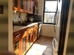 91-10 32nd Avenue E306, East Elmhurst NY 11369