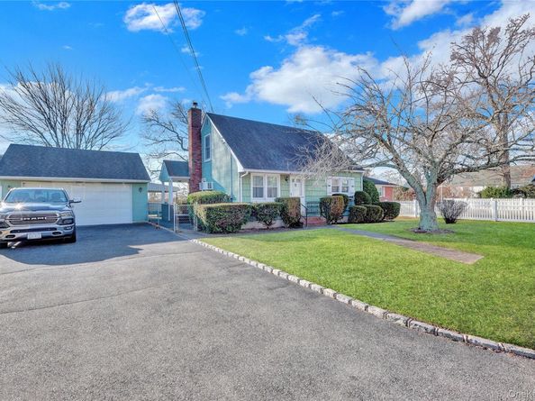 64 Nill Street, West Babylon NY 11704