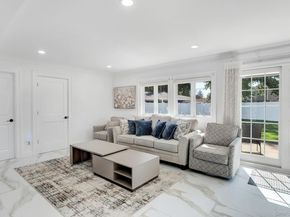 8 Autumn Lane, Hicksville NY 11801