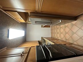 820 ocean Parkway 404, Brooklyn NY 11230