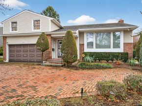 50 Netto Lane, Plainview NY 11803