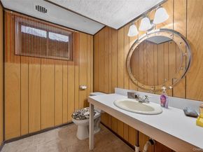 50 Netto Lane, Plainview NY 11803