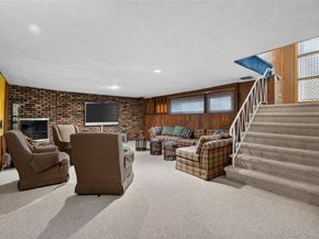 50 Netto Lane, Plainview NY 11803