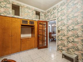 6923 59th Road, Maspeth NY 11378