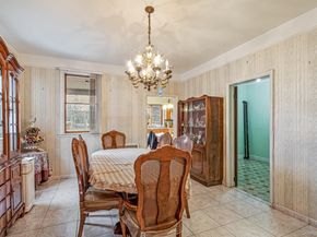 6923 59th Road, Maspeth NY 11378