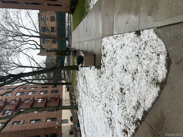 83-85 Woodhaven Boulevard 3M, Woodhaven NY 11421