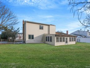 139 Tarpon Avenue, Medford NY 11763