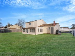 139 Tarpon Avenue, Medford NY 11763