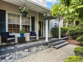 10 Shady View Crossing, Manorville NY 11949