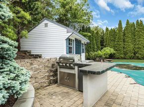 10 Shady View Crossing, Manorville NY 11949