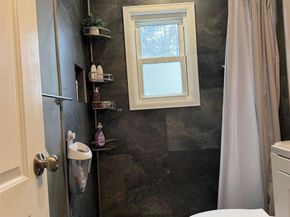 209 S 11th Street, Lindenhurst NY 11757