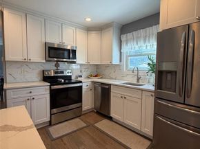 209 S 11th Street, Lindenhurst NY 11757