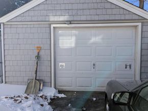 209 S 11th Street, Lindenhurst NY 11757